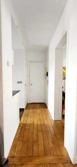 Charming Nest In Paris-Pont Cardinet Apartment