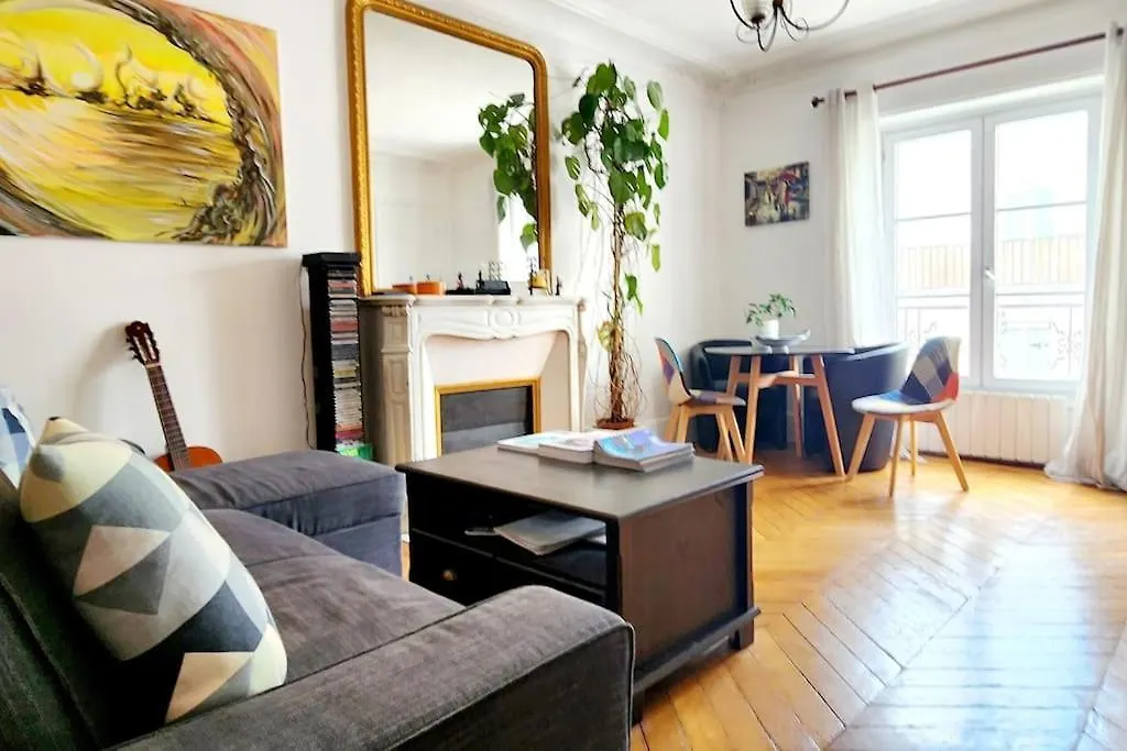 Charming Nest In Paris-Pont Cardinet Apartment France
